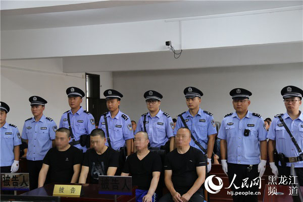 黑龙江省多地法院对34件涉黑涉恶犯罪案件同步公开宣判169人获刑